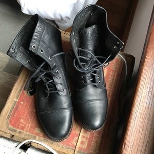 Frye low lace up boot